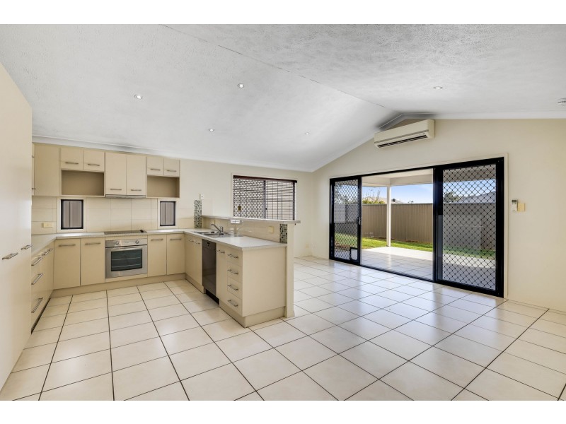 779 Greenwattle Street, Glenvale QLD 4350