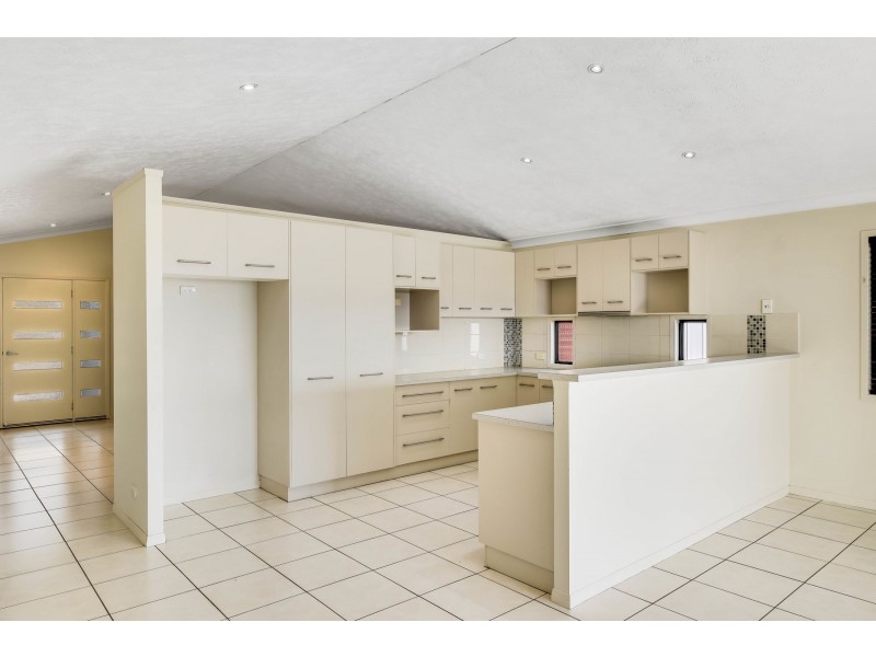 779 Greenwattle Street, Glenvale QLD 4350