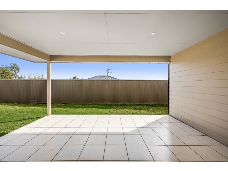 779 Greenwattle Street, Glenvale QLD 4350