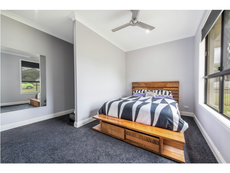 10 Allison Street, Harristown QLD 4350