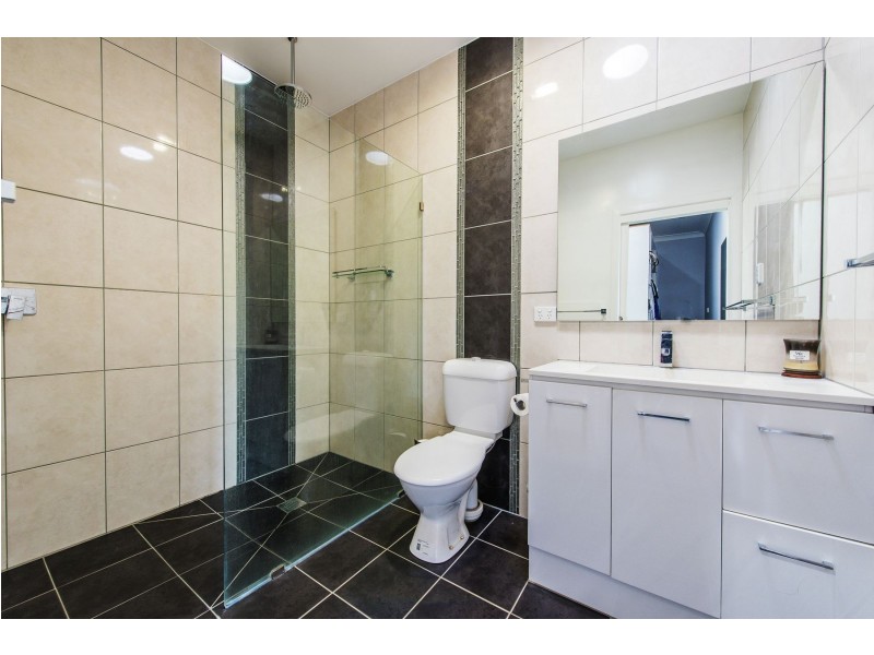 10 Allison Street, Harristown QLD 4350