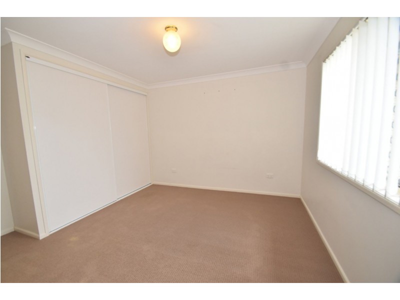 28 Wood Drive, Middle Ridge QLD 4350