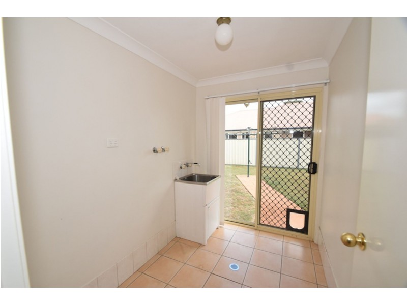 28 Wood Drive, Middle Ridge QLD 4350