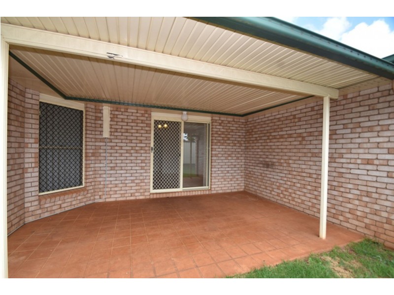 28 Wood Drive, Middle Ridge QLD 4350
