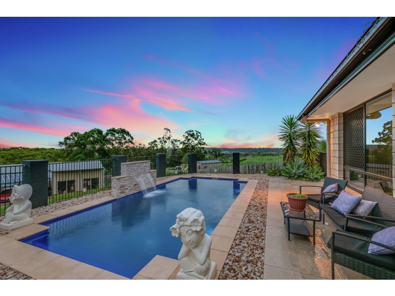 22 Parkway Drive, Highfields QLD 4352