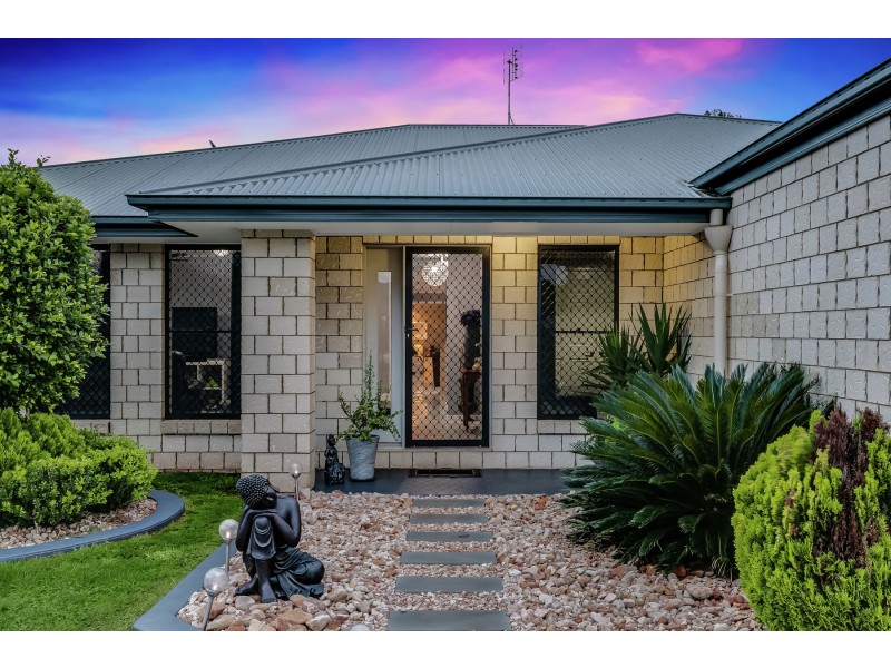 22 Parkway Drive, Highfields QLD 4352