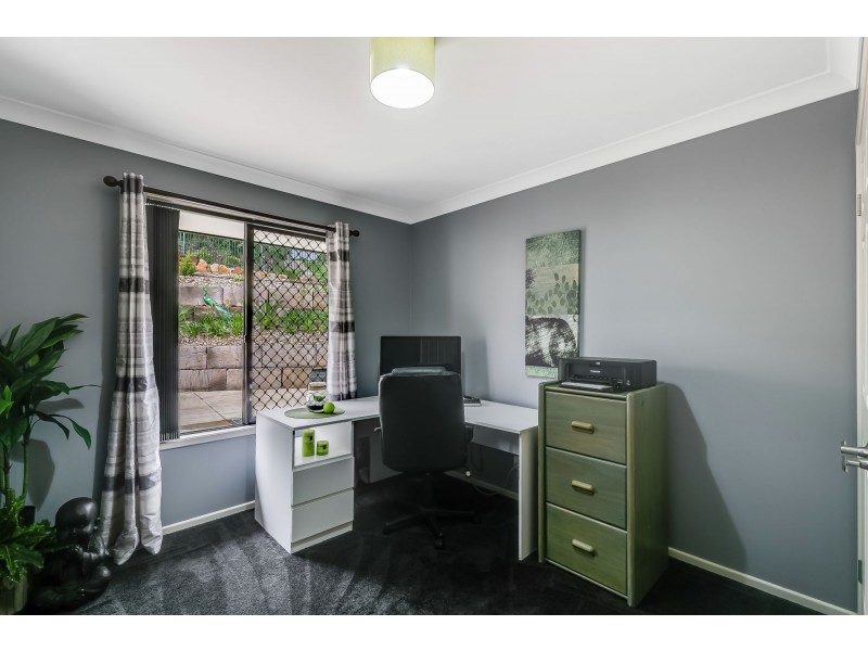 22 Parkway Drive, Highfields QLD 4352