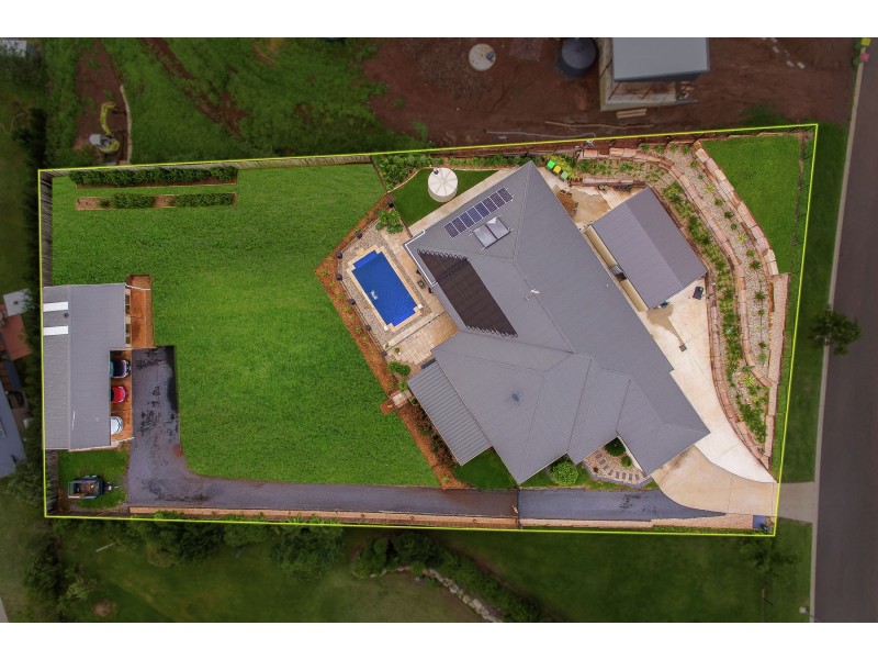 22 Parkway Drive, Highfields QLD 4352