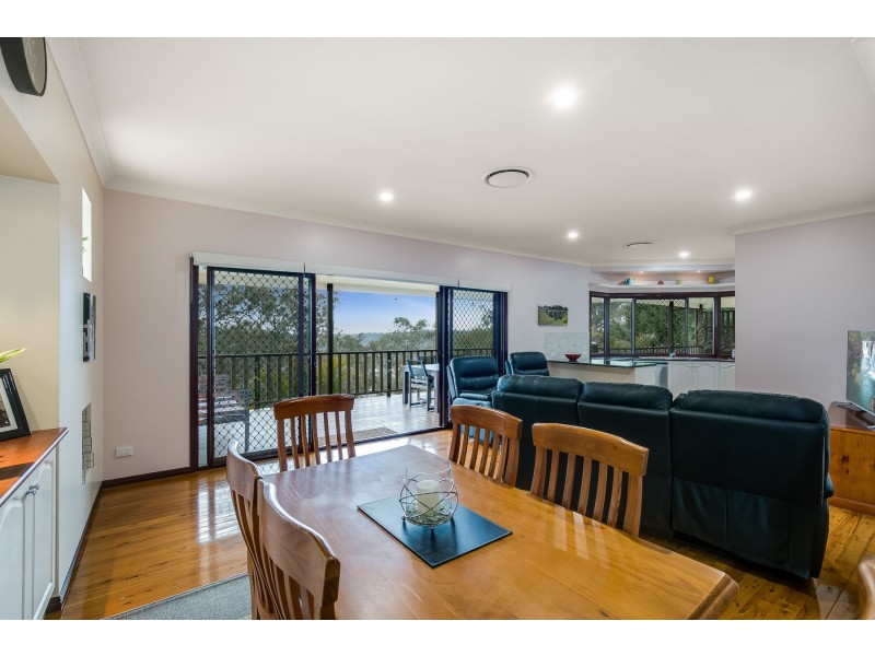 28 Panoramic Drive, Preston QLD 4352