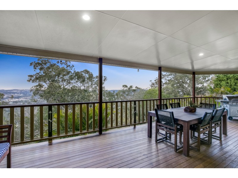 28 Panoramic Drive, Preston QLD 4352