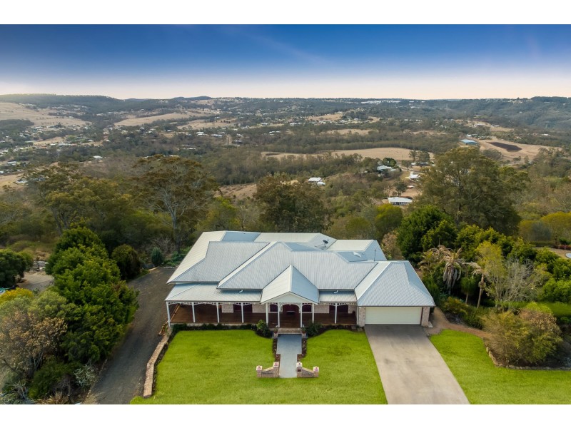 28 Panoramic Drive, Preston QLD 4352