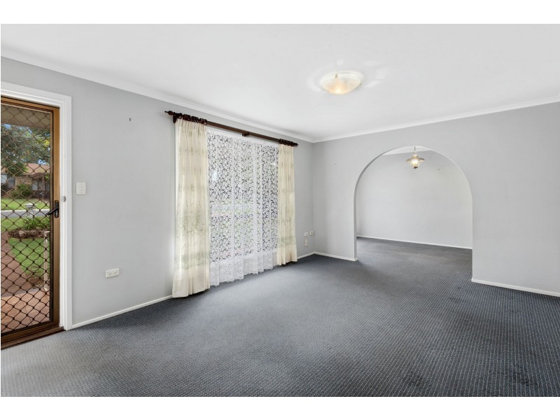 6 Magnolia Street, Centenary Heights QLD 4350