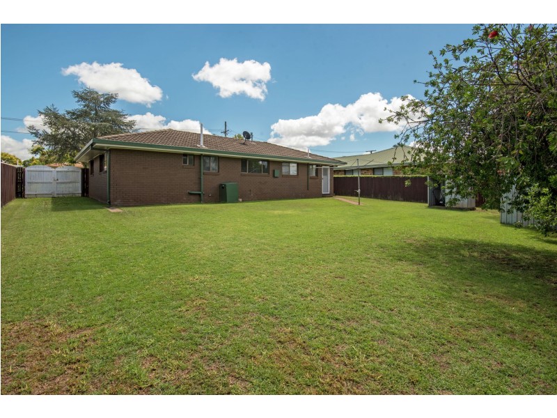 6 Magnolia Street, Centenary Heights QLD 4350