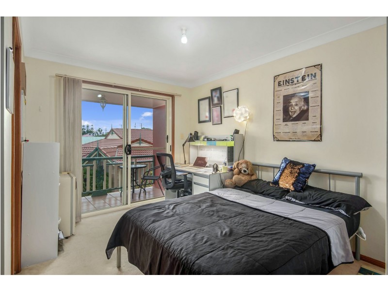 9/484 West Street, Kearneys Spring QLD 4350