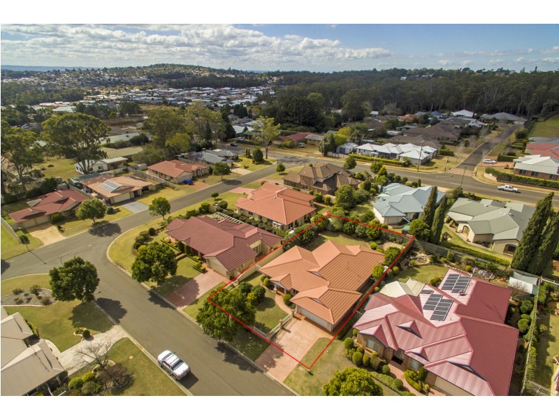 4 Poppy Court, Middle Ridge QLD 4350