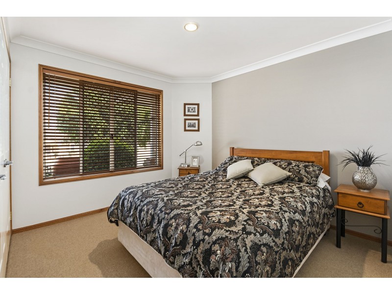 4 Poppy Court, Middle Ridge QLD 4350