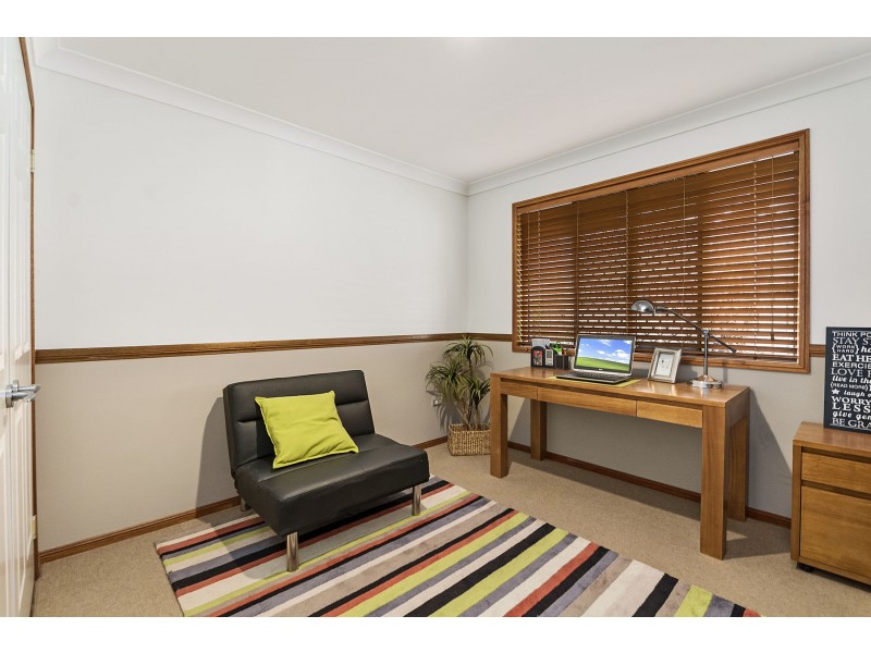 4 Poppy Court, Middle Ridge QLD 4350