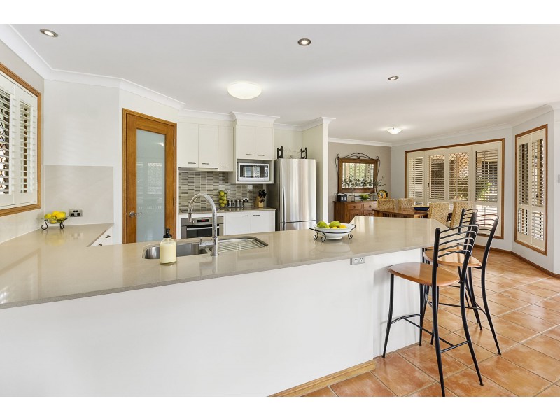 4 Poppy Court, Middle Ridge QLD 4350