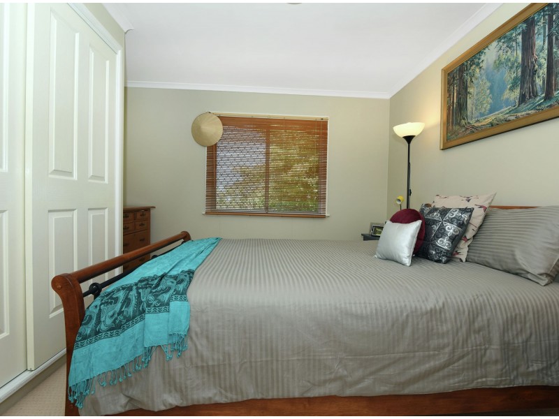 25 Tourist Road, East Toowoomba QLD 4350