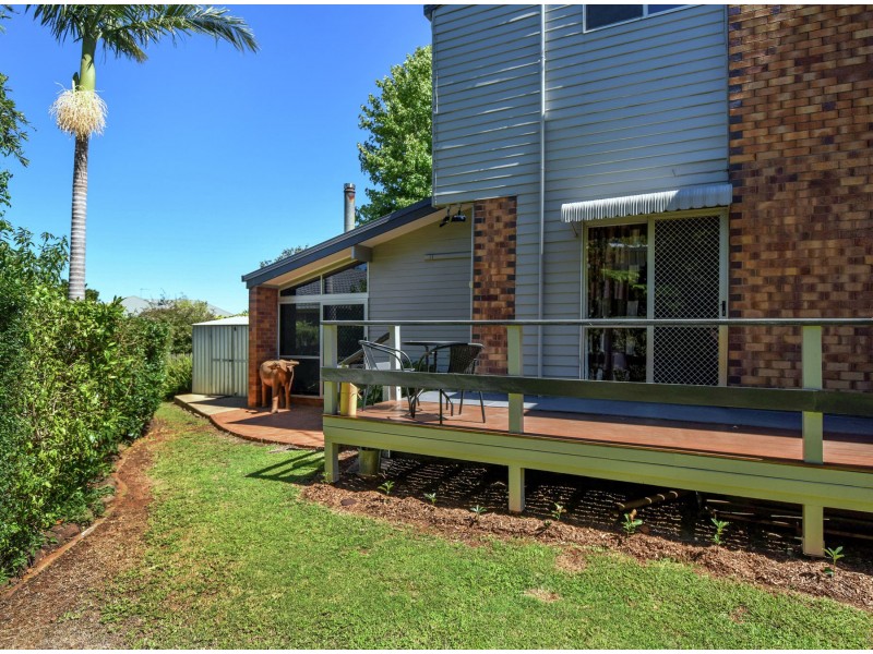 25 Tourist Road, East Toowoomba QLD 4350