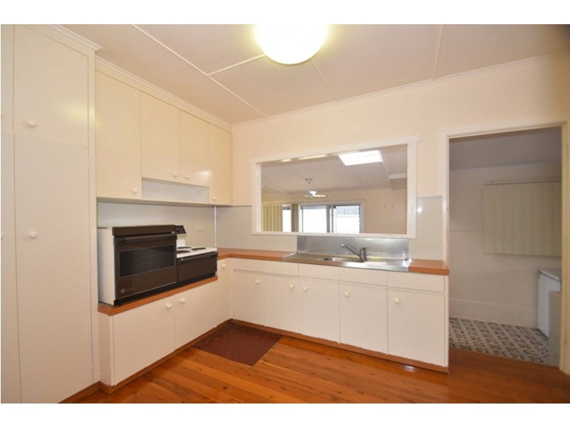 38 Seaton Street, South Toowoomba QLD 4350