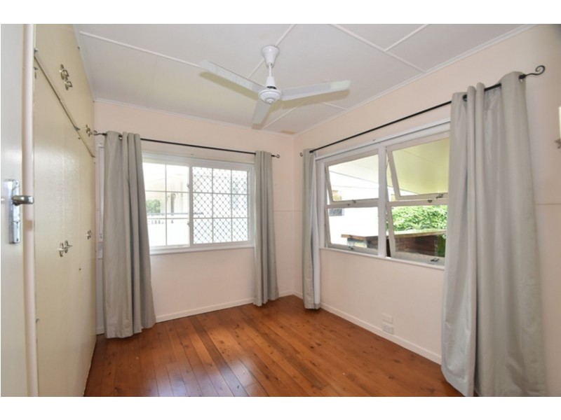 38 Seaton Street, South Toowoomba QLD 4350
