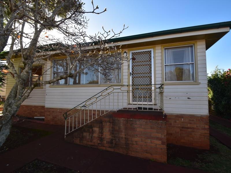 13 Rosewood Street, Toowoomba City QLD 4350