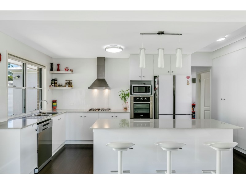 45 Pugh Street, Middle Ridge QLD 4350