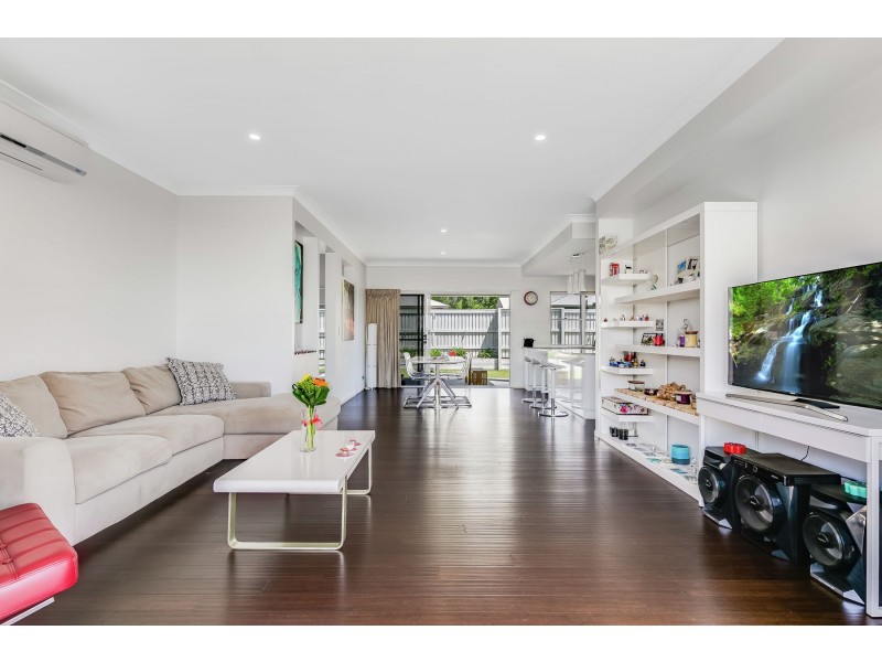 45 Pugh Street, Middle Ridge QLD 4350