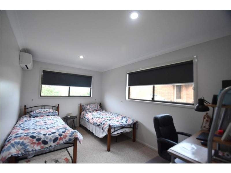 2/1 Broadfoot Street, Kearneys Spring QLD 4350