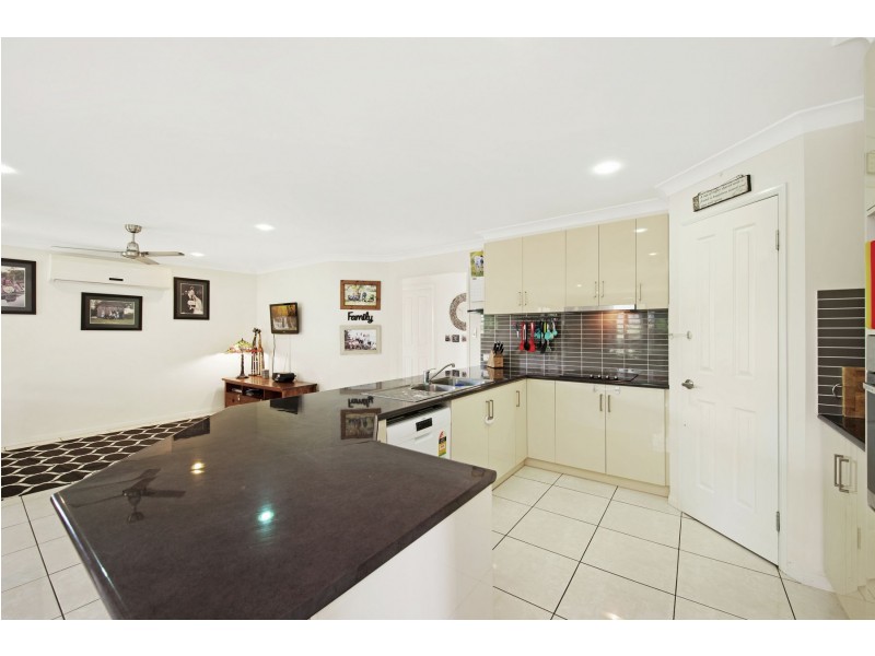 3 Pelling Court, Westbrook QLD 4350