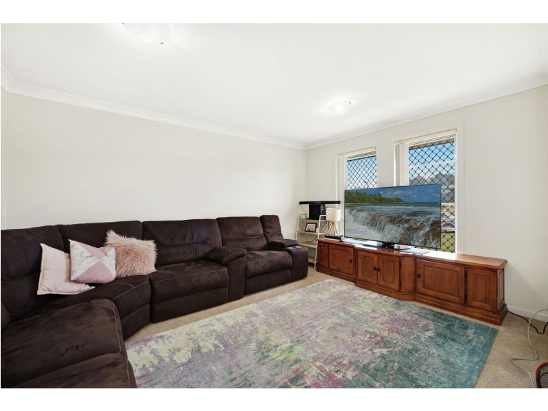 10 Wandoo Crescent, Westbrook QLD 4350