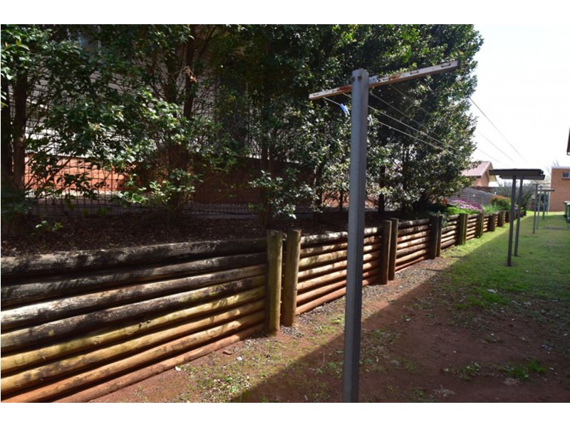 1/21 Hunter Street, Centenary Heights QLD 4350