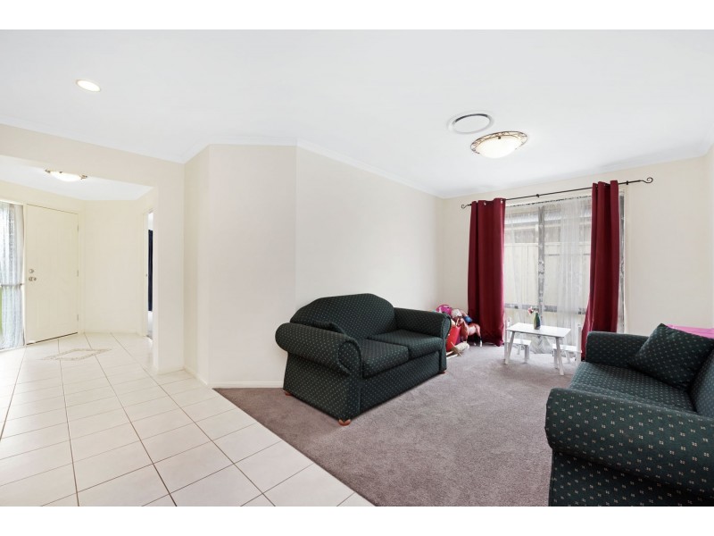 18 Sinclair Street, Wyreema QLD 4352