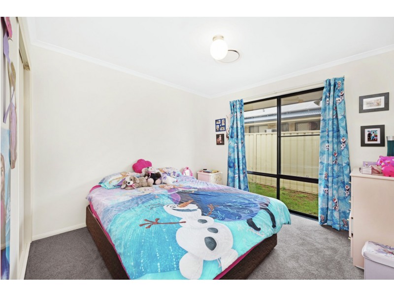 18 Sinclair Street, Wyreema QLD 4352