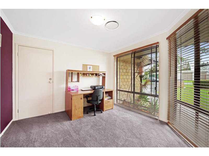 18 Sinclair Street, Wyreema QLD 4352