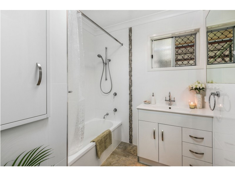 134 Hogg Street, Wilsonton Heights QLD 4350