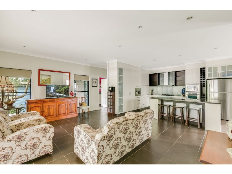 12 Carlton Street, North Toowoomba QLD 4350