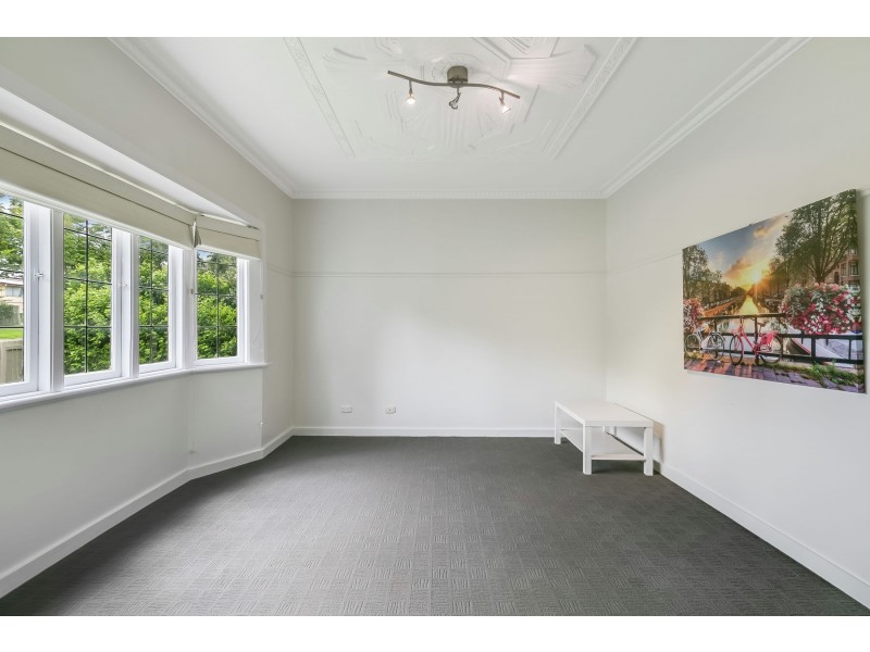 12 Carlton Street, North Toowoomba QLD 4350