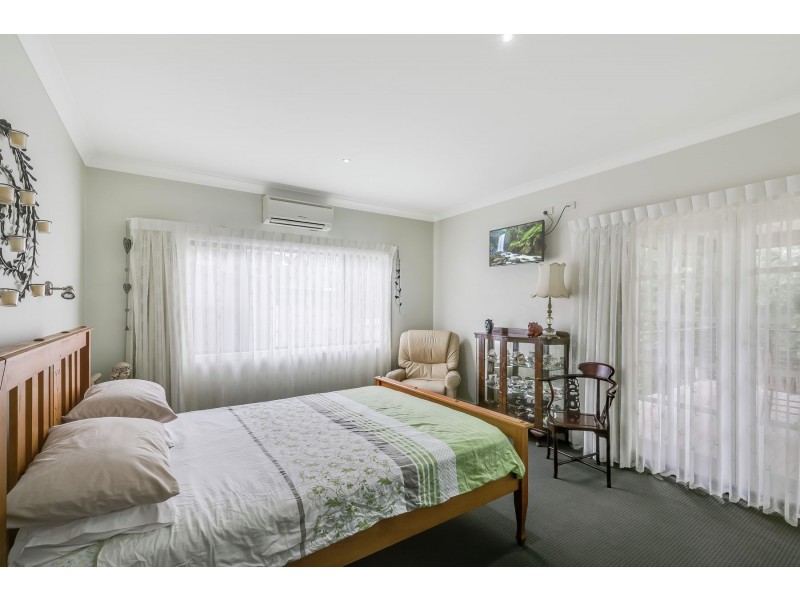 12 Carlton Street, North Toowoomba QLD 4350