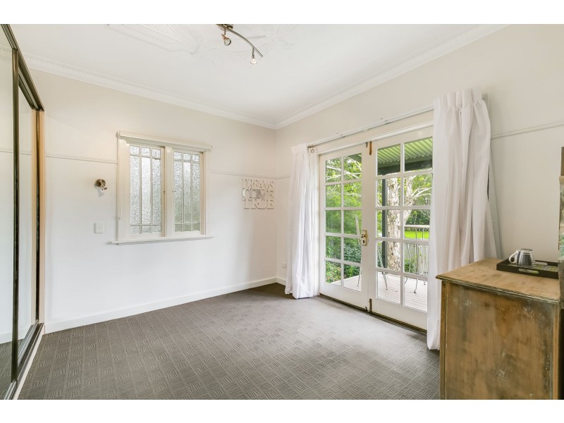 12 Carlton Street, North Toowoomba QLD 4350