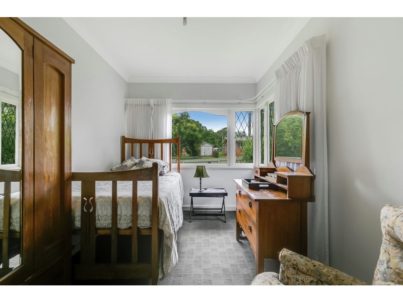 12 Carlton Street, North Toowoomba QLD 4350