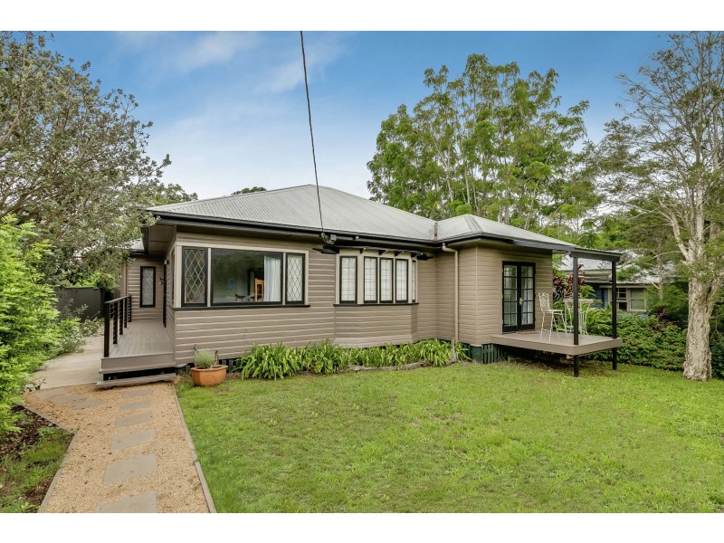 12 Carlton Street, North Toowoomba QLD 4350