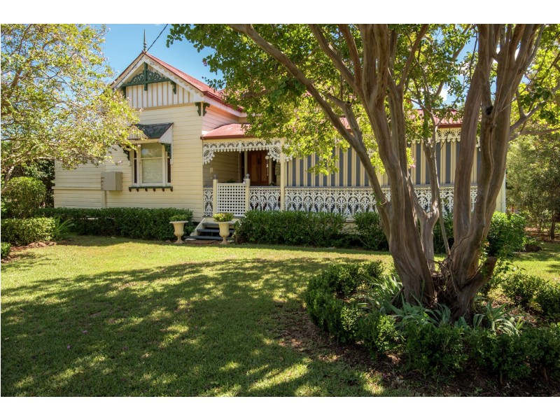 56 Kates Street, Clifton QLD 4361