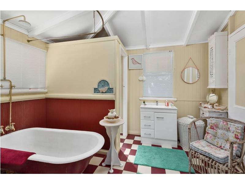 56 Kates Street, Clifton QLD 4361