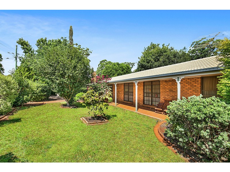 13 Sunray Drive, Highfields QLD 4352