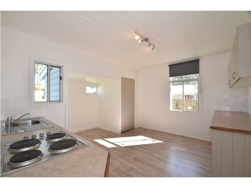 30 Swallow Court, Newtown QLD 4350