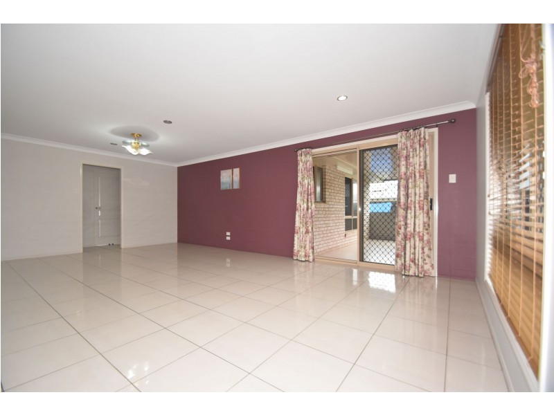 6 Latham Court, Wilsonton Heights QLD 4350