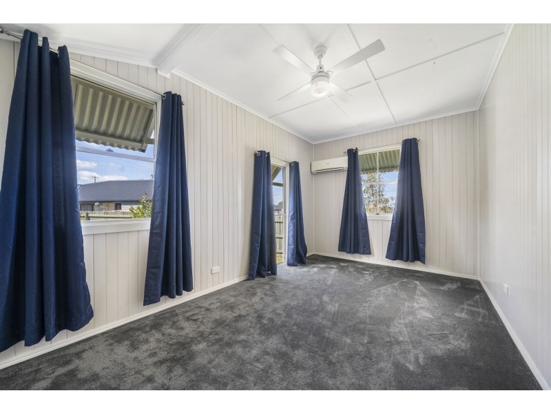 63 John Street, Goombungee QLD 4354