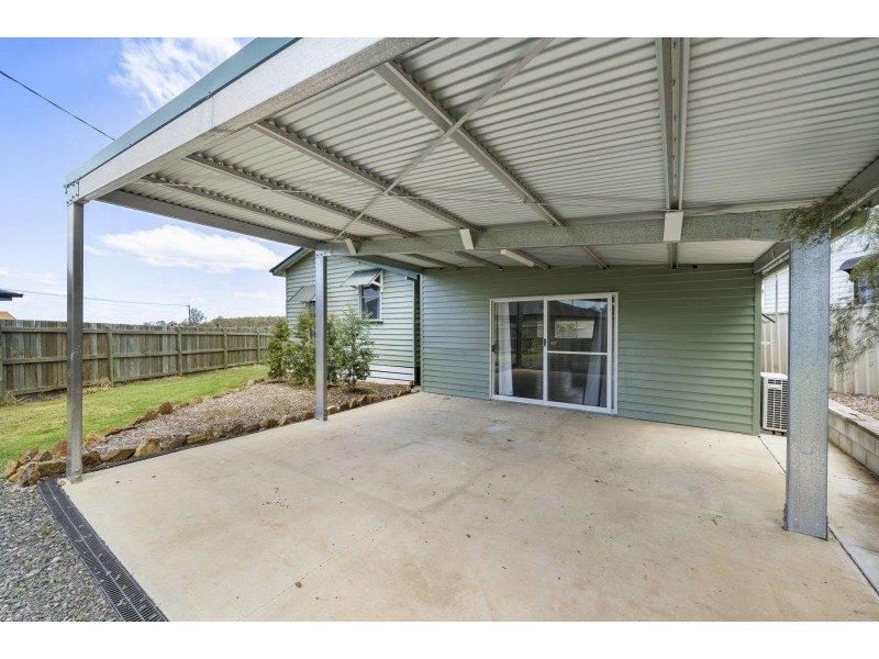 63 John Street, Goombungee QLD 4354
